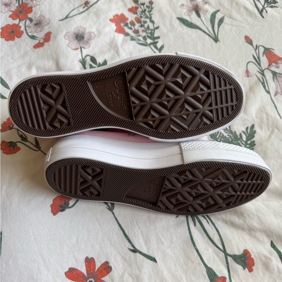 Pink Heart Platform High Top Converse - Picture 6 of 10